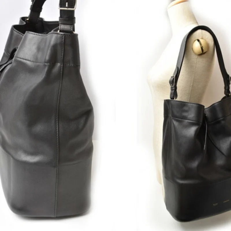 Celine bag drawstring  Seau leather black