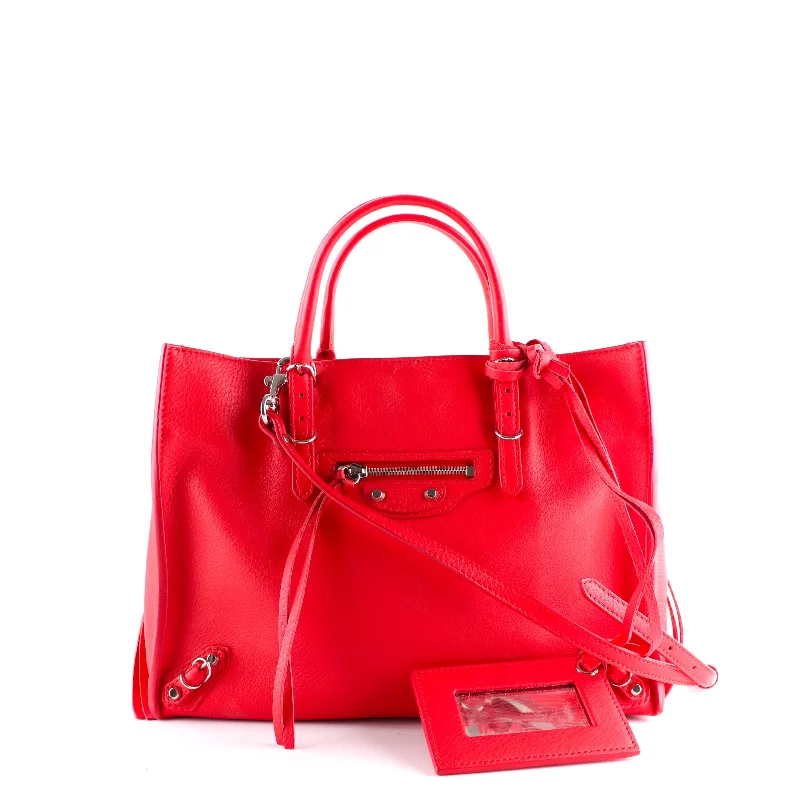 BALENCIAGA - Sac cabas avec bandoulière Papier A4 en cuir rouge