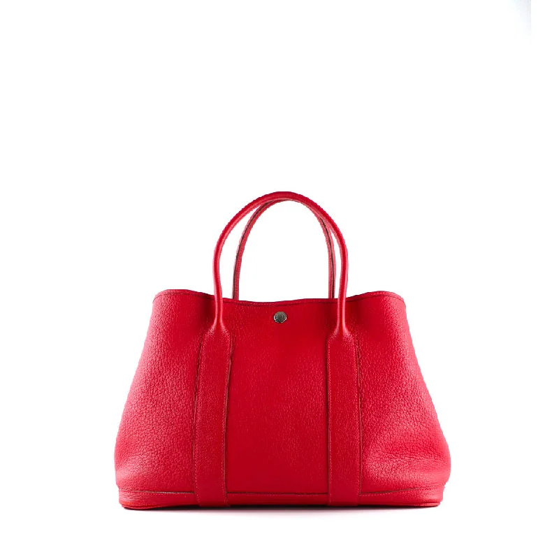 HERMÈS - Sac à main Garden Party en cuir togo rouge